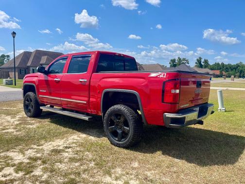 Red 2015 GMC Sierra 1500 SLT