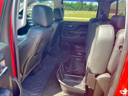 Red 2015 GMC Sierra 1500 SLT