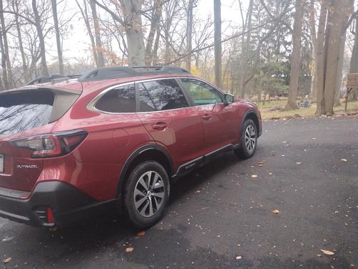 2021 Subaru Outback Premium