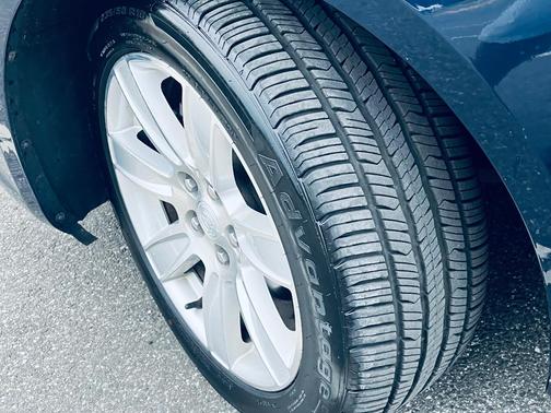 Blue 2012 Buick LaCrosse Leather