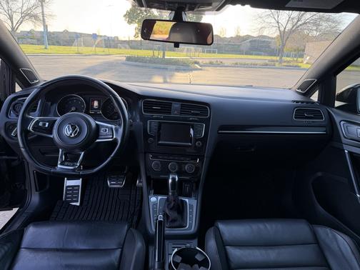 2015 Volkswagen Golf GTI 2.0T Autobahn 4-Door