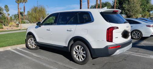 2022 Kia Telluride LX