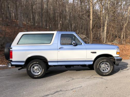 1996 Ford Bronco XLT