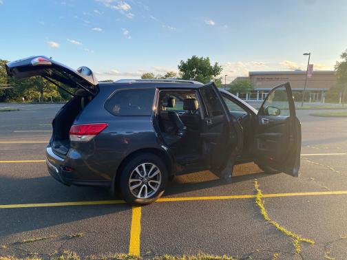 2013 Nissan Pathfinder SL