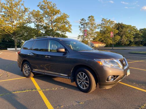 2013 Nissan Pathfinder SL