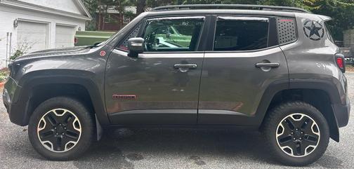 Gray 2017 Jeep Renegade Trailhawk