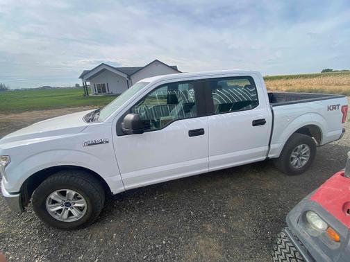White 2017 Ford F-150 XL
