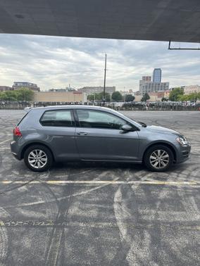 2015 Volkswagen Golf Launch Edition 2-Door
