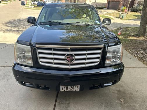 Black 2003 Cadillac Escalade Base