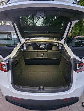 White 2024 Tesla Model Y Long Range