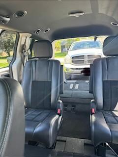 Black 2018 Dodge Grand Caravan SXT