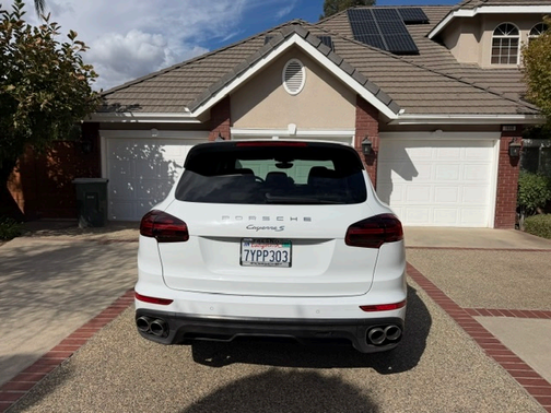 White 2017 Porsche Cayenne Cayenne S