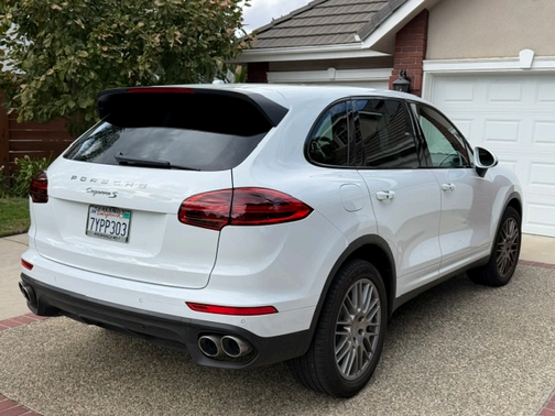 White 2017 Porsche Cayenne Cayenne S