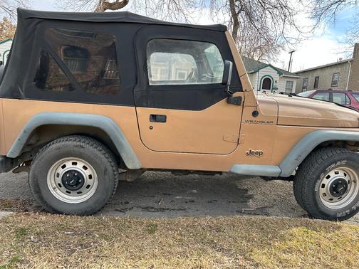 1999 Jeep Wrangler SE