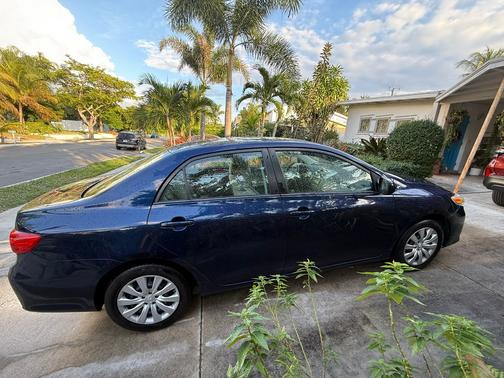 2012 Toyota Corolla LE
