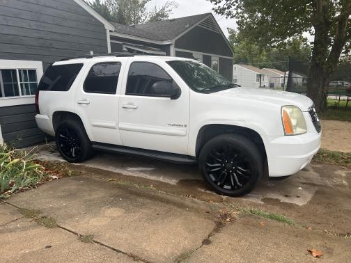 2007 GMC Yukon SLE