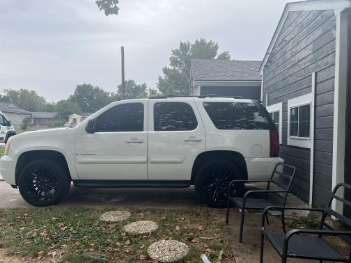 2007 GMC Yukon SLE