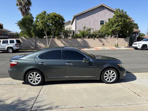 2007 Lexus LS 460 Base