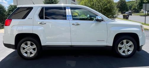 White 2012 GMC Terrain SLE-1