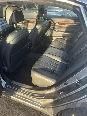 2011 Hyundai Equus Signature