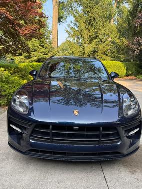 Blue 2021 Porsche Macan Macan GTS
