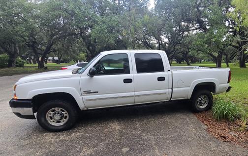 2007 Chevrolet Silverado 2500 LT1 H/D Crew Cab Classic