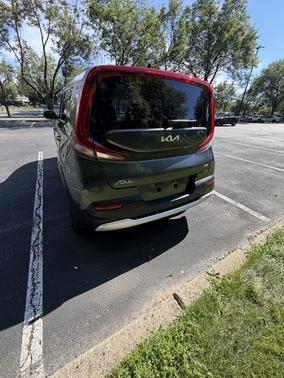 Gray 2022 Kia Soul X-Line