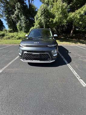 Gray 2022 Kia Soul X-Line