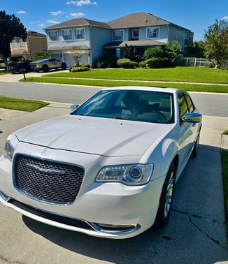 2016 Chrysler 300C Base