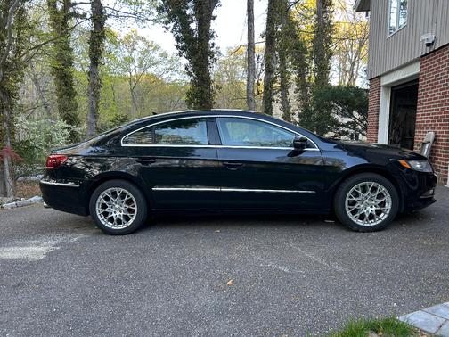 Black 2014 Volkswagen CC 3.6L VR6 Executive