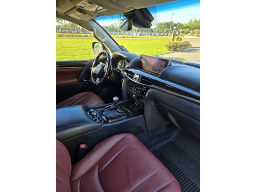 2018 Lexus LX 570 Three-Row