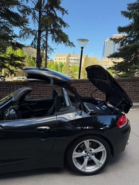 Black 2016 BMW Z4 sDrive35i