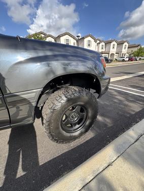 2005 Toyota Land Cruiser Base
