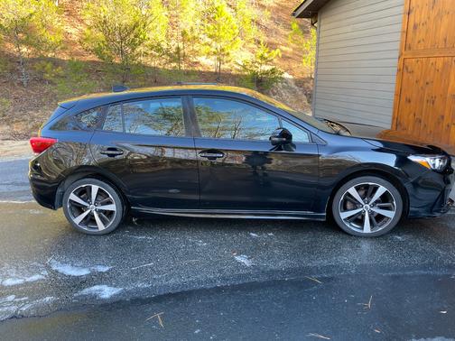 2017 Subaru Impreza 2.0i Sport