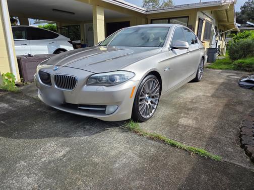 2013 BMW 528 i