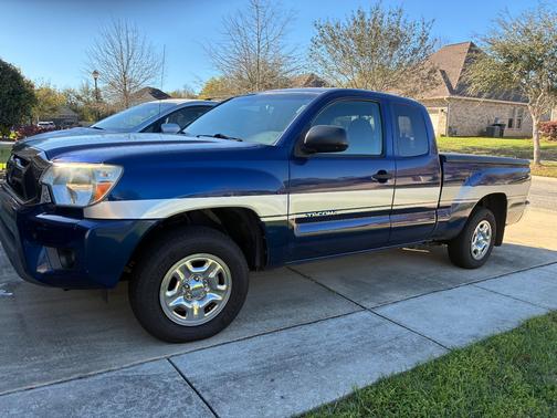 2014 Toyota Tacoma Base