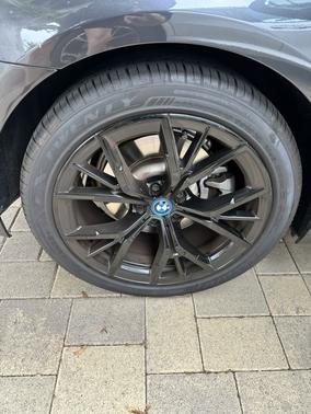 2022 BMW 530e Base