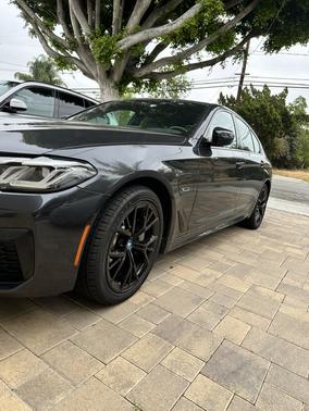 2022 BMW 530e Base