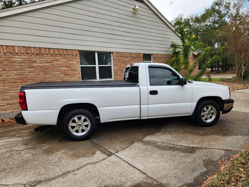 2004 Chevrolet Silverado 1500 Work Truck