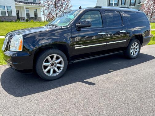 2013 GMC Yukon XL Denali