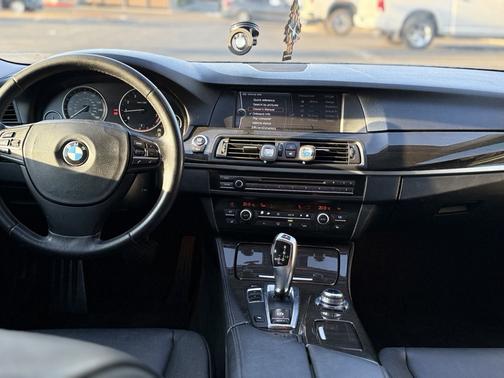 2012 BMW 528 i