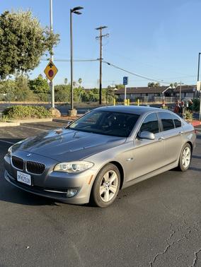 2012 BMW 528 i