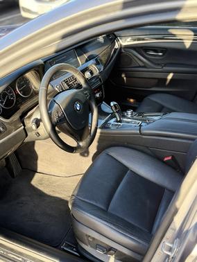 2012 BMW 528 i