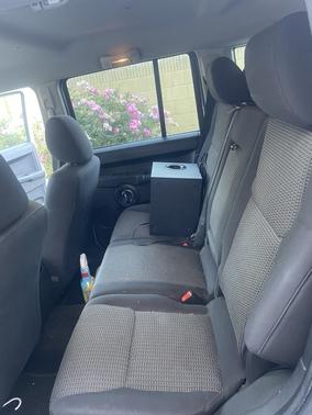Silver 2010 Jeep Commander Sport
