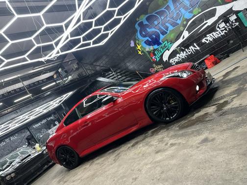 2012 INFINITI G37 x
