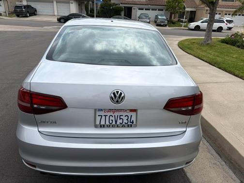 Silver 2016 Volkswagen Jetta 1.4T S