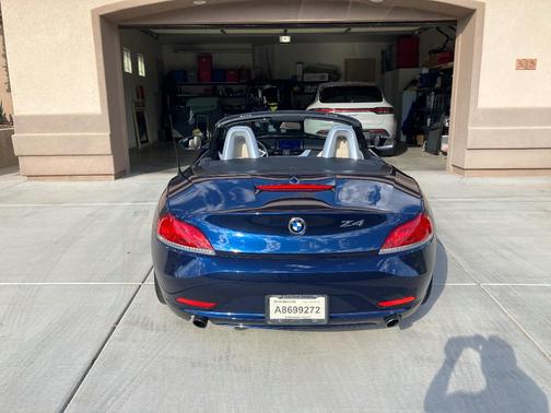 Blue 2012 BMW Z4 sDrive35i