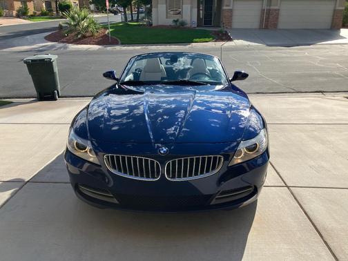 Blue 2012 BMW Z4 sDrive35i