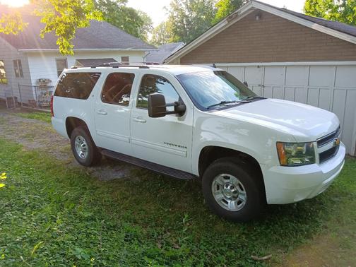 White 2012 Chevrolet Suburban 2500 LT