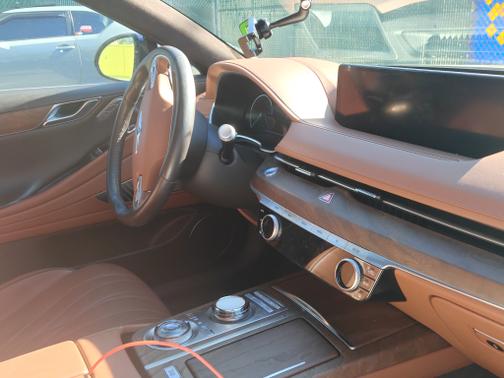 2023 Genesis Electrified G80 Base